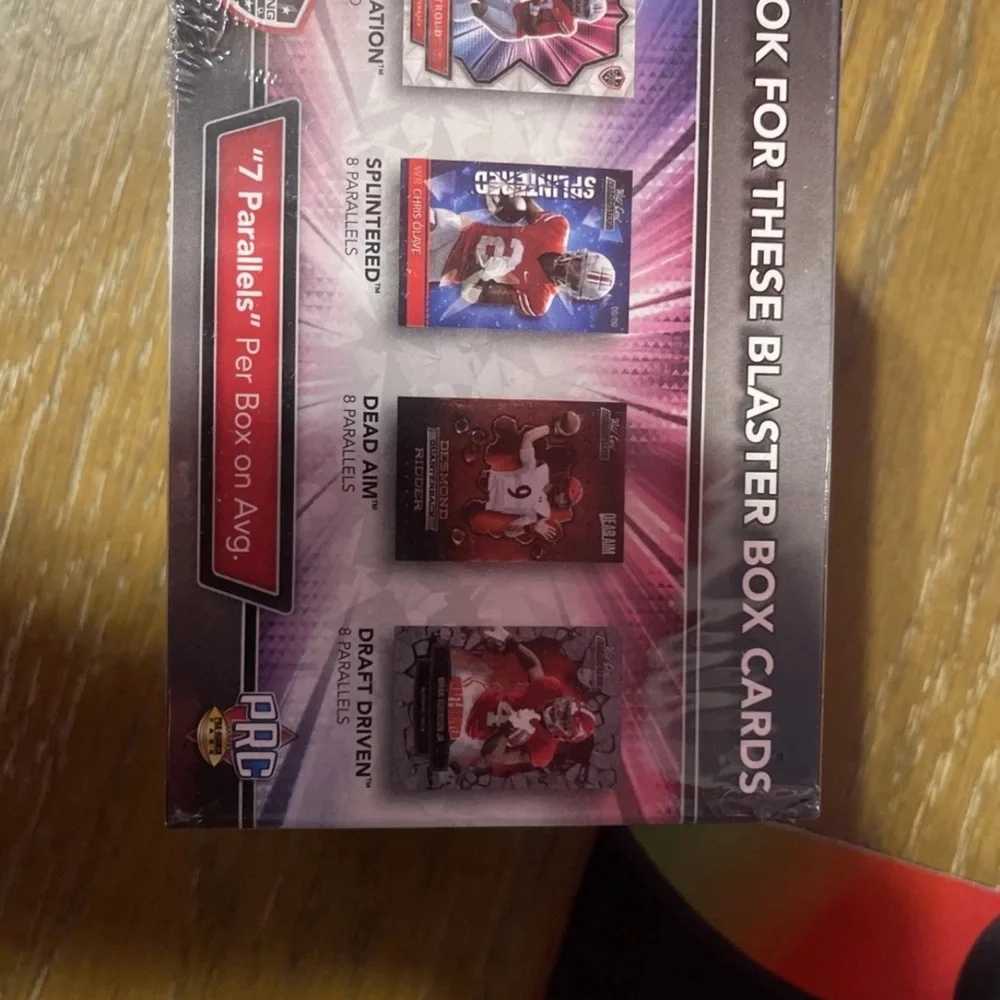 Allumination Collegiate Edition Trading Card Box - Pink - Picture 3 of 4